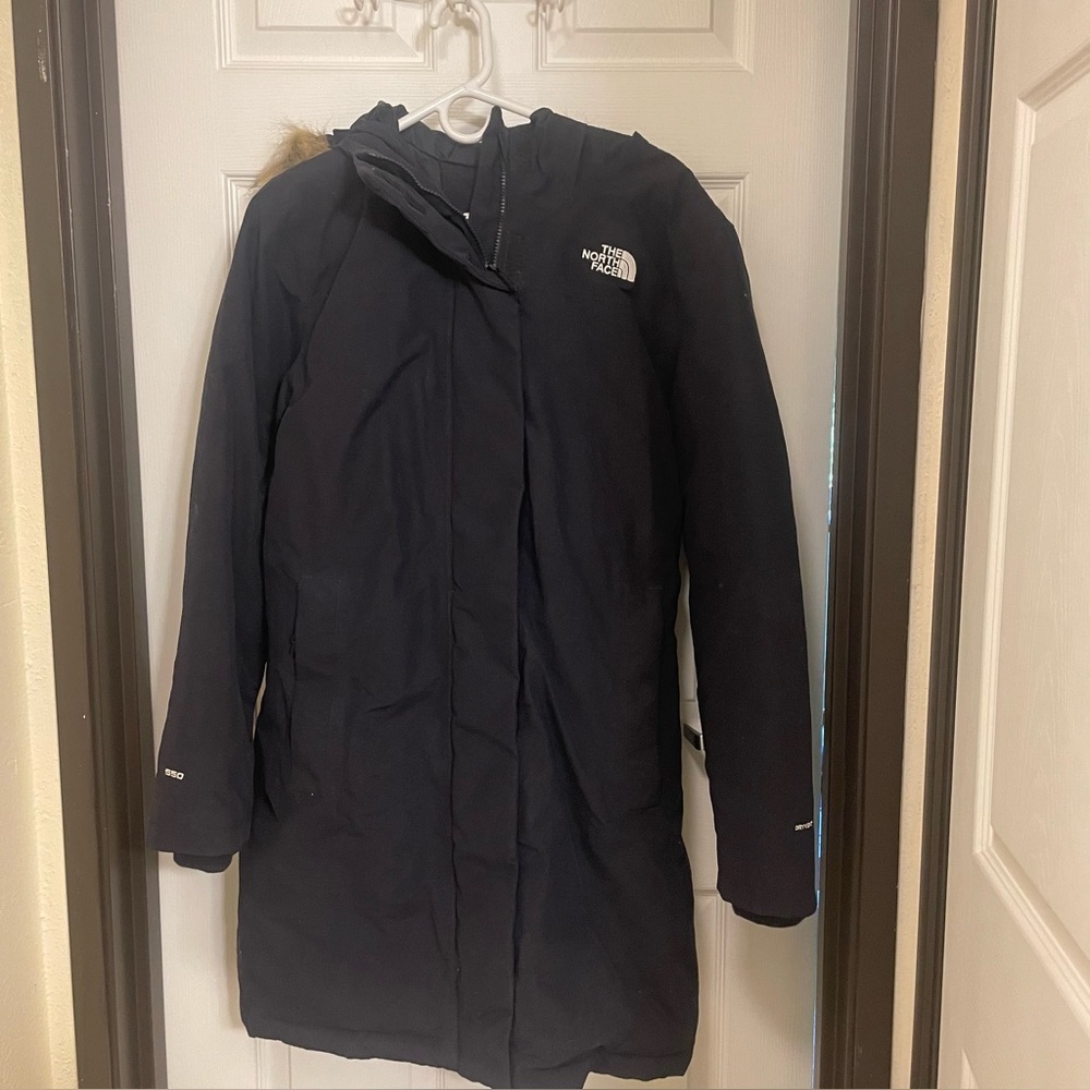 The North Face Outer Boroughs 550- Down Women’s Navy Parka/Jacket